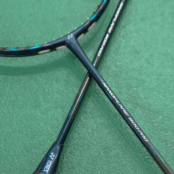 YONEX Nanoflare 800 Pro 4U6